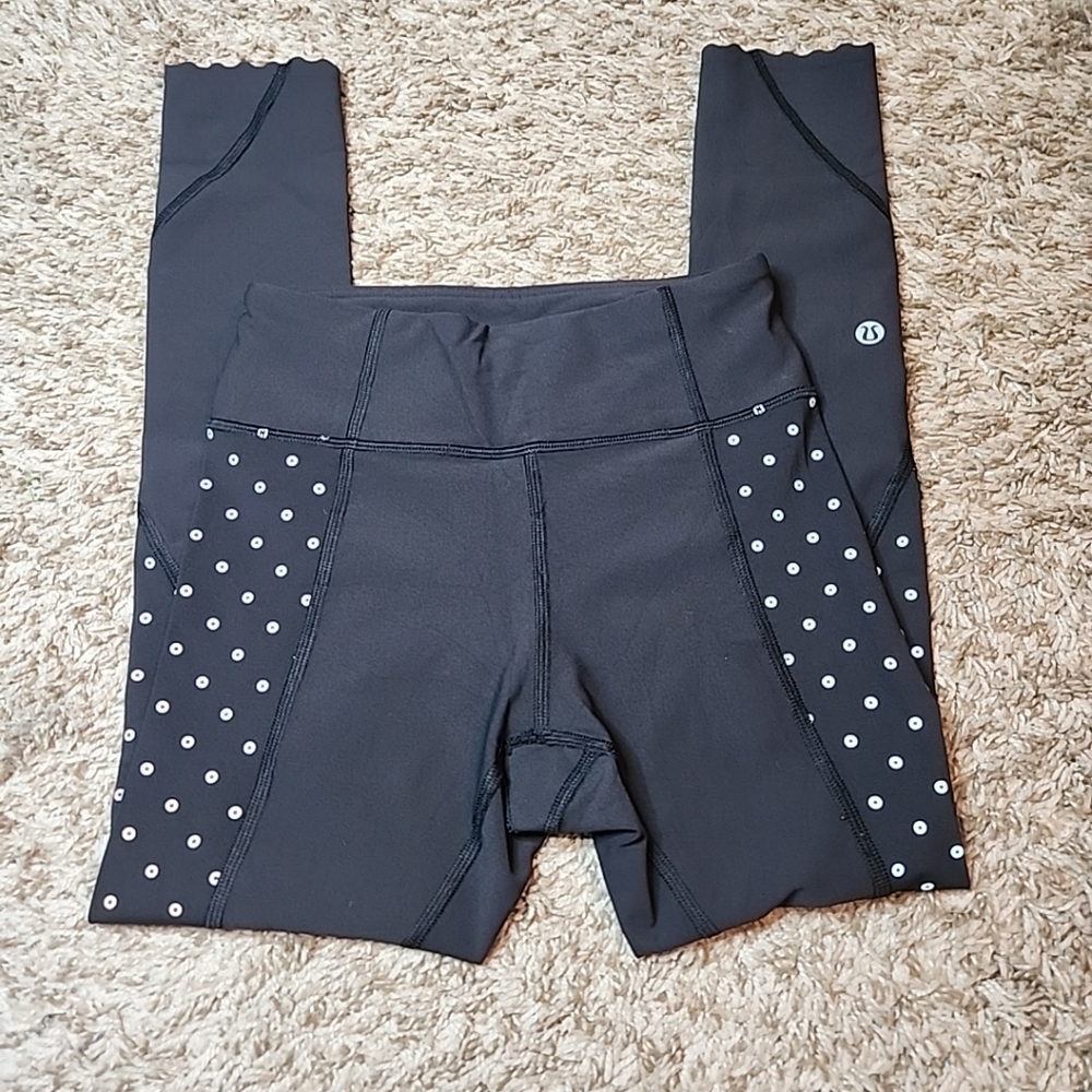 Lululemon Tight Stuff Tight Black / Sequin Dot Black Silver / White Size 2